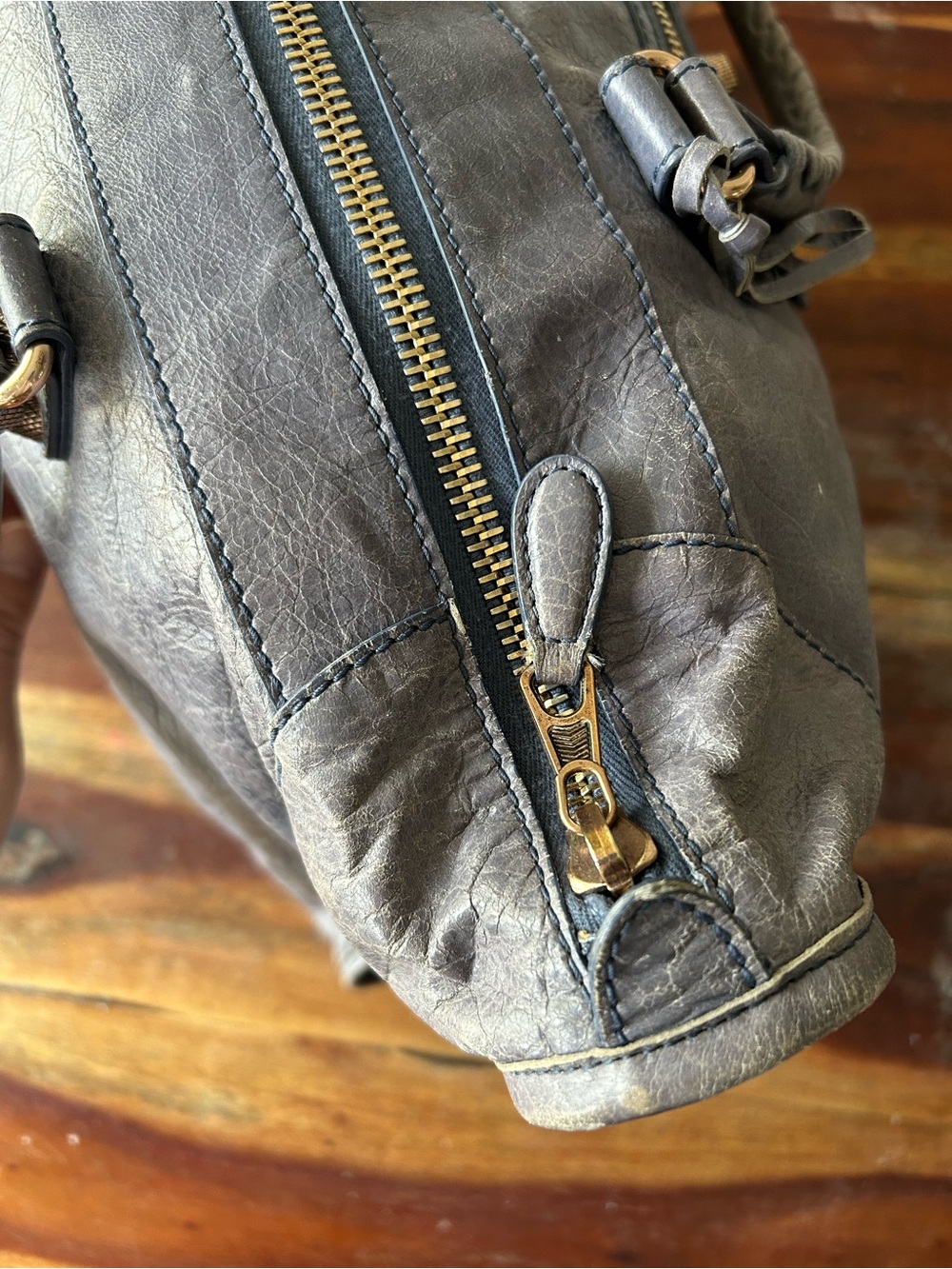 Balenciaga Jacynthe Giant 12 Rosegold Arena Weekender Bag - Picture 5 of 16